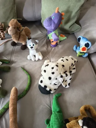 Lote de peluches variados