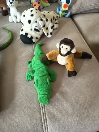 Lote de peluches variados