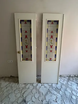 Puertas de interior y muebles de baño