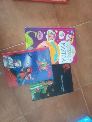 Colección de libros varios