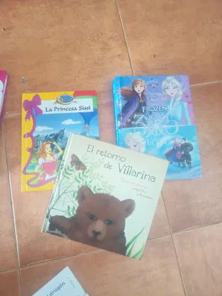 Colección de libros varios
