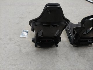 Asientos Ferrari 5kg carbono/alcantara