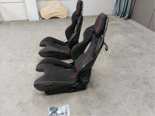 Asientos Ferrari 5kg carbono/alcantara