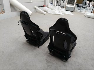 Asientos Ferrari 5kg carbono/alcantara