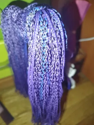 Muñeca Rainbow High Shadow higt Morada