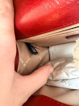 Bolso Michael Kors Rojo con Tachuelas Doradas