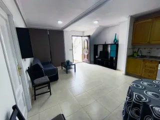 Casa en planta baja, en urbanización privada