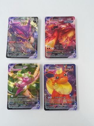 Carta Pokémon Boltund VMAX 330 PS 104/264