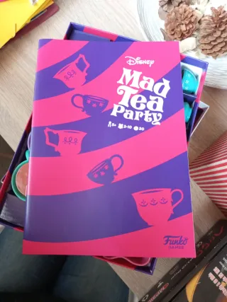 Juego de mesa Disney Mad Tea Party