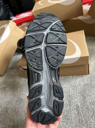 Asics Gel NYC Negro/Gris