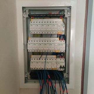 ELECTRICISTA PROFESIONAL – INSTALACIONES COMPLETAS