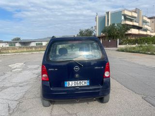 Opel Agila 2000