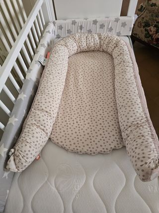 Cuna Colecho con Colchón y Cambiador.