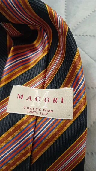 Corbata Rayas Naranja y Negro. Seda