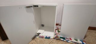 Due Armadi a Parete Ikea Bianchi in Vendita