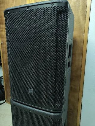 Altavoces Profesionales JBL Gama Alta