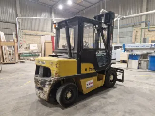 Carretilla elevadora YALE 4