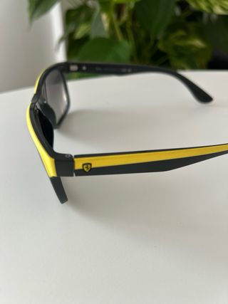 Gafas de Sol Ray-Ban Escudería Ferrari