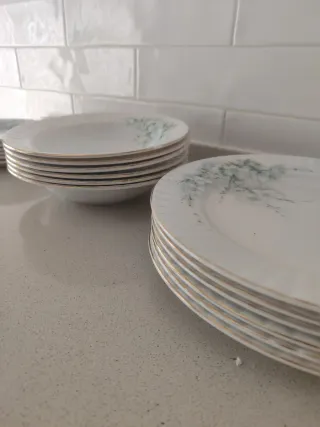 Vajilla Royal Stafford 24 piezas