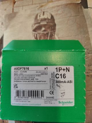 Dpn vigi 2p 16A en 300 Diferencial A9DF7616