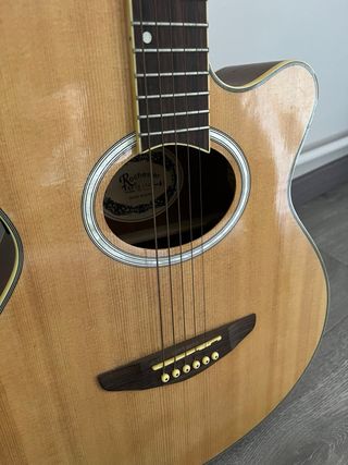 Guitarra acústica Rochester y Guitarra clásica