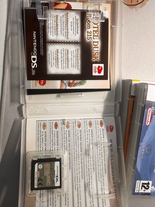 Nintendo DS Blanca + 4 Juegos