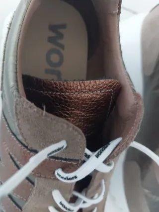 Zapatillas Wonders Mujer Talla 38. Un solo uso