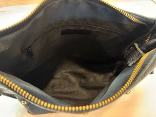 Bolso bandolera piel negro tachuelas nuevo