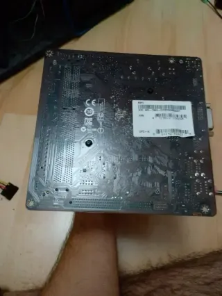 Placa Base MSI AM1I + Procesador Incluido - Mini-I