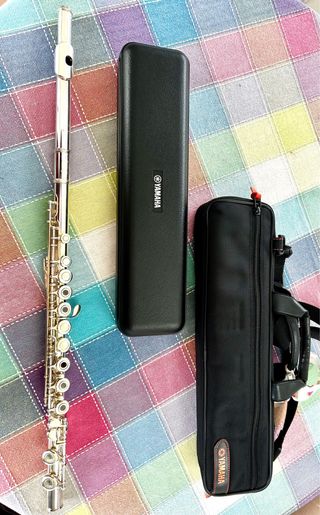 Flauta Yamaha YFR 382 con estuche