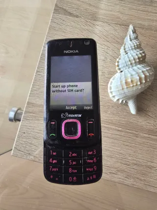 Nokia 6600 Slide Negro y Rosa