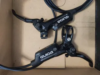 Frenos MTB 4 pistones SRAM GUIDE