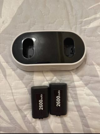 Base Carga Baterías Xbox OIVO 2600mAh