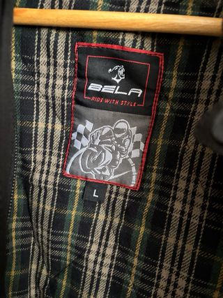 Chaqueta de motorista con protecciones