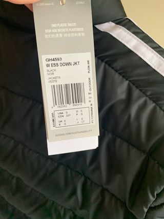 Chaqueta Adidas acolchada negra