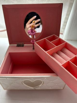 Caja de música joyero corazón plateado