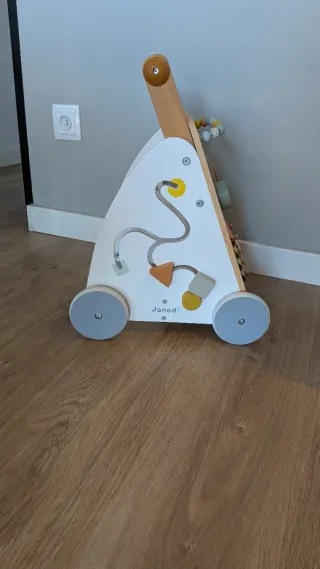 Caminador infantil de madera Janod