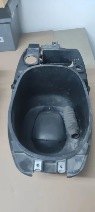 Piezas Piaggio Zip Interiores Piaggio zip SP