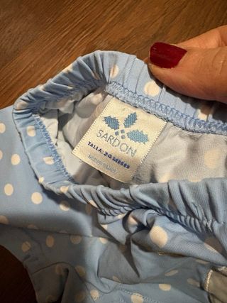 Bañador niño pato lunares. Talla 2 años. Muy buen.