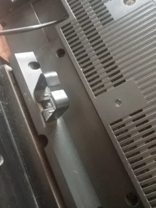 Televisor Toshiba pantalla rota para piezas