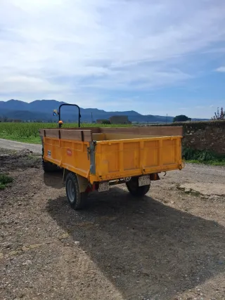 Remolque basculante agrícola RIDUAL