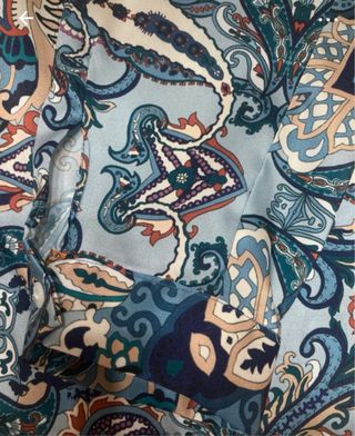 Blusa El Corte Inglés Estampada Manga Larga.