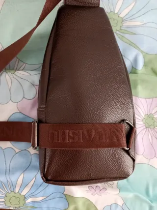 Bolso bandolera polipiel marrón