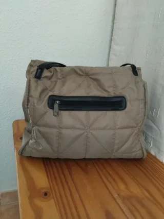 Bolso "Binnari" acolchado