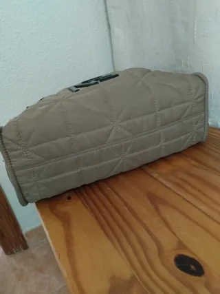 Bolso "Binnari" acolchado