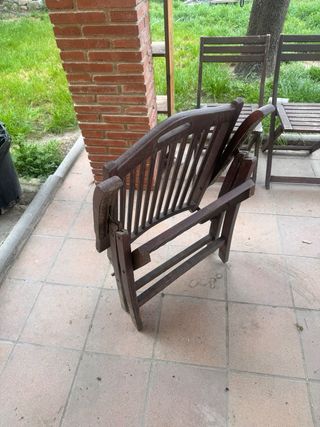 4 Sillas de madera para jardín
