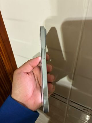 iPhone 15 128GB Negociable