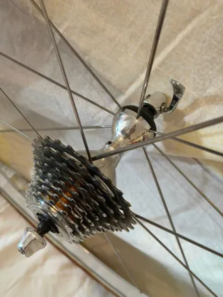 Rueda trasera Campagnolo Vento 16-HPW c-record 9v