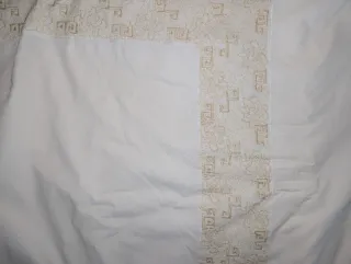Funda Nórdica y Sábanas Plateadas y Blancas 55€