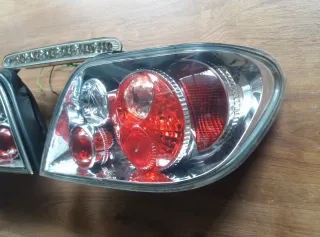 Citroen Xsara - Pilotos traseros + luz freno LED